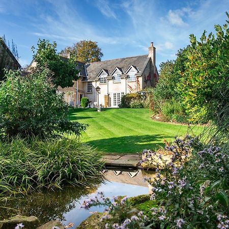 Cricket Field House Hotel Salisbury Exterior photo